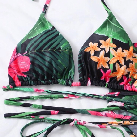 3-PC Tropical Bikini Set - Picture 3 of 5